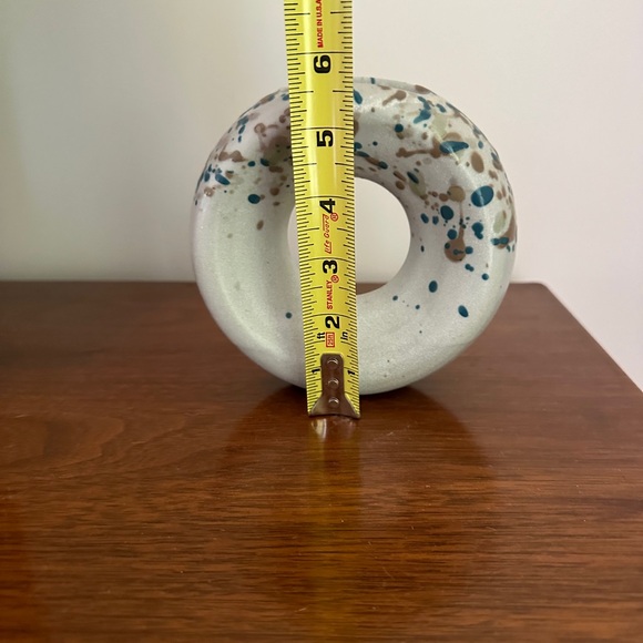 Lucy Michel loop vase - Picture 5 of 10